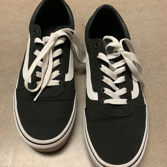 Vans Old Skool Black Womens 9.5 - Picture 1 of 3